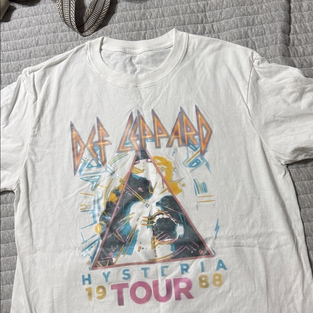 Def Leppard 1988 Tour Graphic T-Shirt
